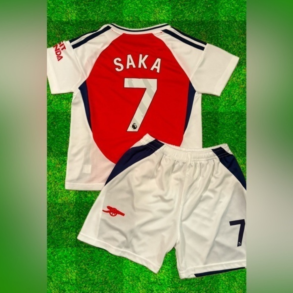 Youth XL Saka Arsenal soccer jersey Size 30 Youth Extra Large - New with Tags